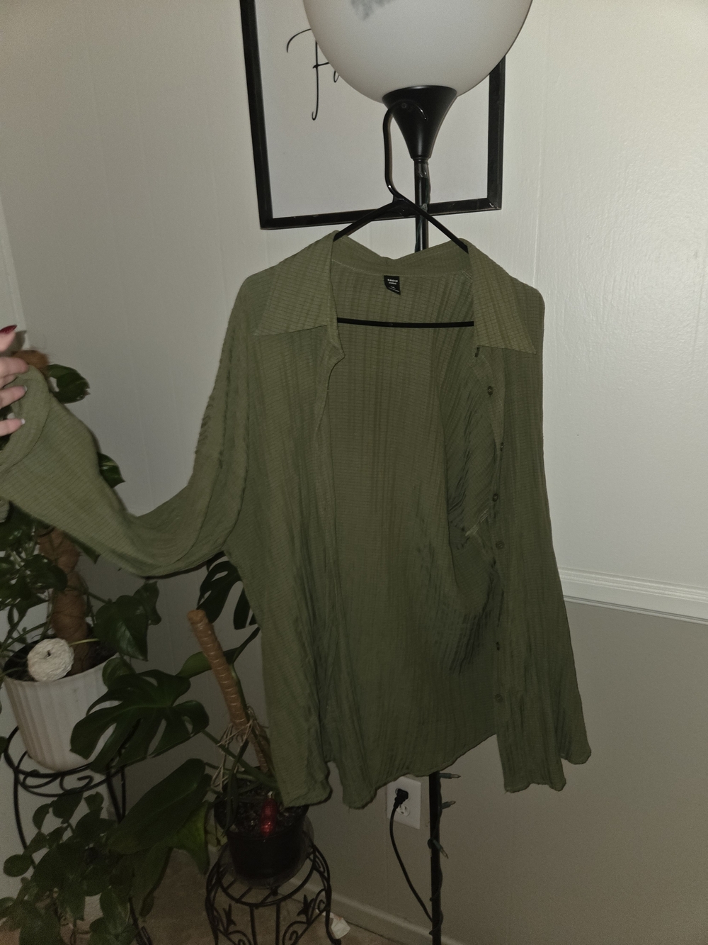 SHEIN Olive Green Lightweight Button-Down Shirt